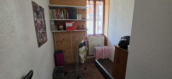 ALBERTVILLE SAINT-SIGISMOND (73200) – LE CHARME D'UNE MAISON DE VILLE AVEC COUR ET TERRASSE PRIVATIVES