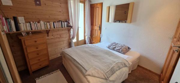 ALBERTVILLE SAINT-SIGISMOND (73200) – LE CHARME D'UNE MAISON DE VILLE AVEC COUR ET TERRASSE PRIVATIVES
