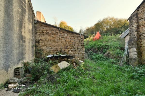 Maison de village à rénover à proximité de la Belgique