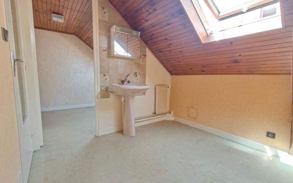 Maison à vendre    5 pièces • 110,59 m2 Grenoble