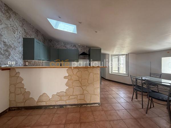 Vente
                Maison73 m² - 3 Pièces -
                    L AIGUILLON LA PRESQU ILE (85460)