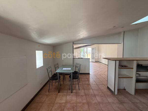 Vente
                Maison73 m² - 3 Pièces -
                    L AIGUILLON LA PRESQU ILE (85460)