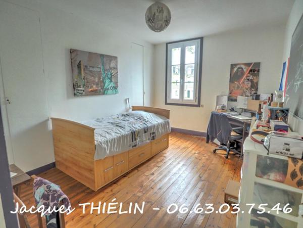 Maison de caractère en hypercentre de Longué-Jumelles ? 198 m² ? 5 chambres ? Terrain clos