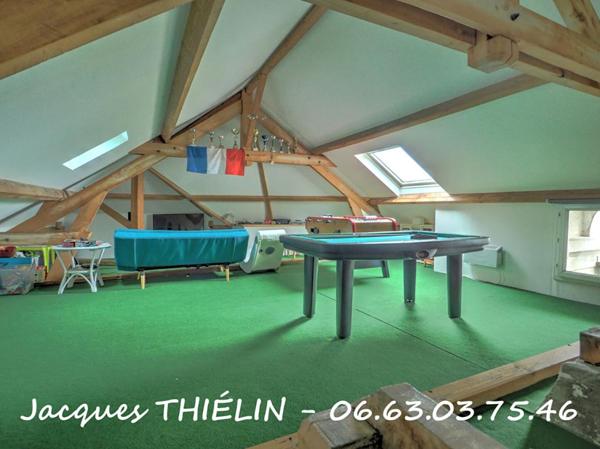 Maison de caractère en hypercentre de Longué-Jumelles ? 198 m² ? 5 chambres ? Terrain clos