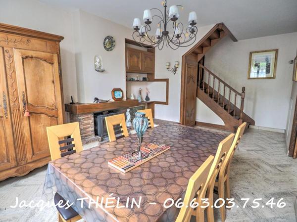 Maison de caractère en hypercentre de Longué-Jumelles ? 198 m² ? 5 chambres ? Terrain clos