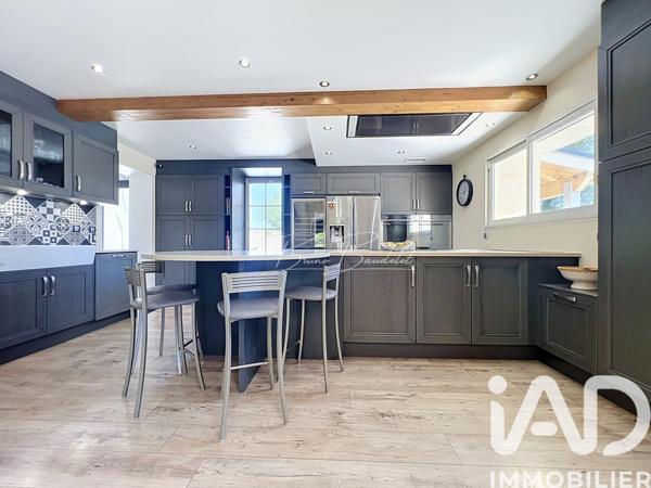 Maison à vendre 8 pièces 314 m² Créon