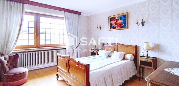 MAISON INDIVIDUELLE DE 197 M2 SUR UN TERRAIN DE 587 M2 - JARNY