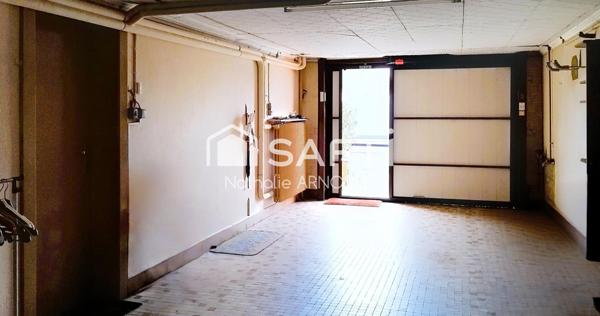 MAISON INDIVIDUELLE DE 197 M2 SUR UN TERRAIN DE 587 M2 - JARNY