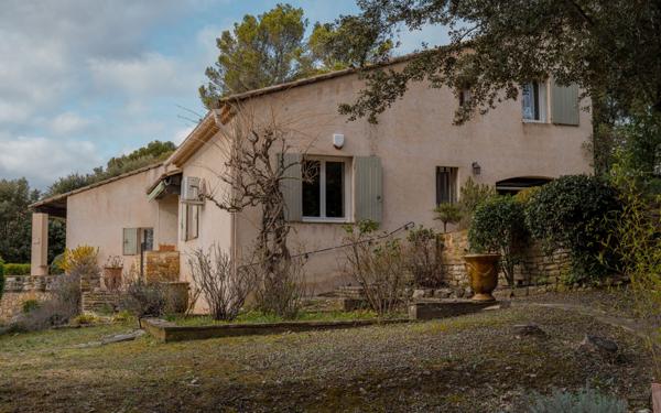 Maison à vendre    5 pièces • 150,72 m2 La Tour-d'Aigues