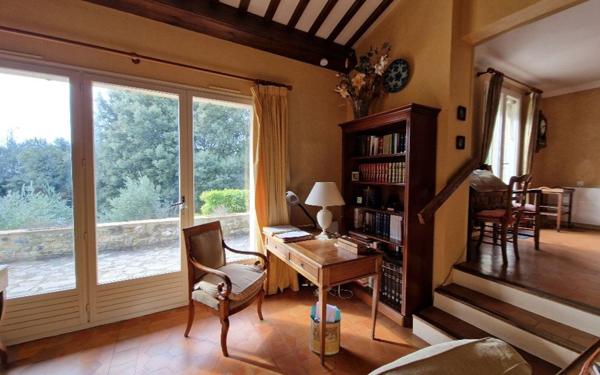 Maison à vendre    5 pièces • 150,72 m2 La Tour-d'Aigues