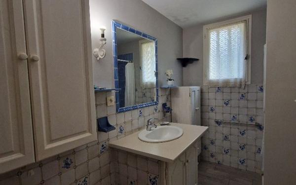 Maison à vendre    5 pièces • 150,72 m2 La Tour-d'Aigues