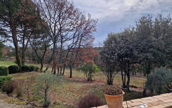 Maison à vendre    5 pièces • 150,72 m2 La Tour-d'Aigues