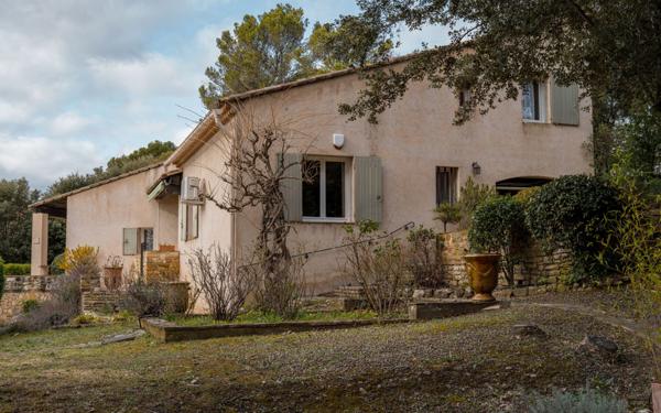 Maison à vendre    5 pièces • 150,72 m2 La Tour-d'Aigues