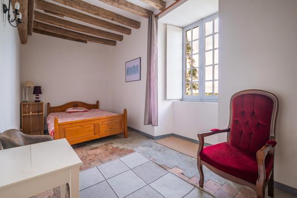Maison à Le Mans, 72000 - 9 pièces 295m²