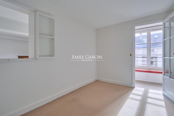 A vendre  - appartement - 50 m² - PARIS - 75006 - Saint-Germain-des-Prés