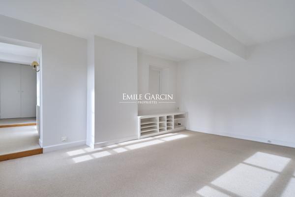 A vendre  - appartement - 50 m² - PARIS - 75006 - Saint-Germain-des-Prés