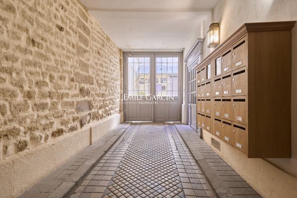 A vendre  - appartement - 50 m² - PARIS - 75006 - Saint-Germain-des-Prés