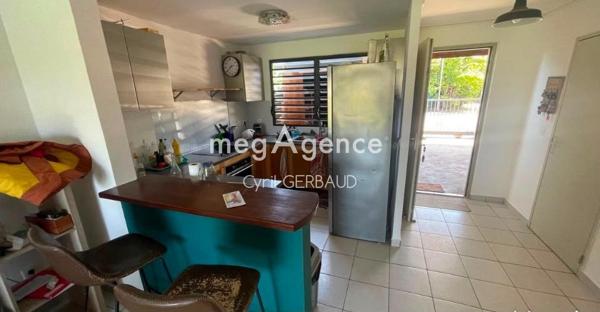 Maison à REMIRE-MONTJOLY, 97354 - 4 pièces 84m²