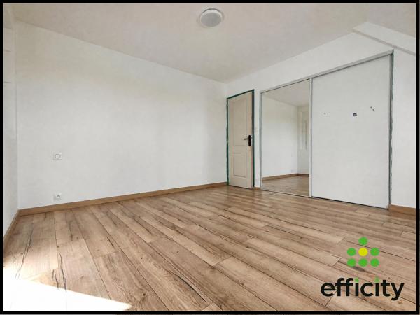 Maison
         8 pièces
        - 160 m² 324 450 €*