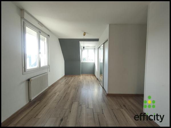 Maison
         8 pièces
        - 160 m² 324 450 €*
