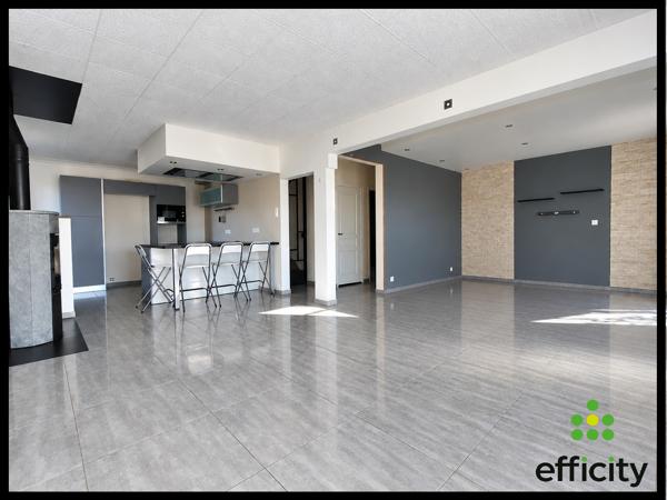 Maison
         8 pièces
        - 160 m² 324 450 €*