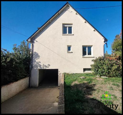 Maison
         8 pièces
        - 160 m² 324 450 €*