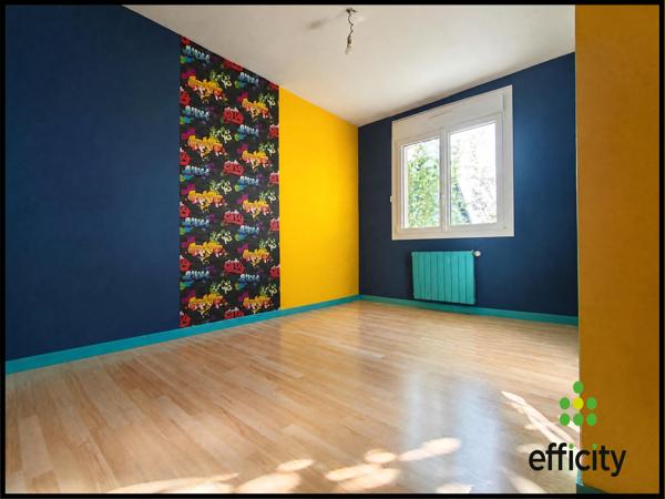 Maison
         8 pièces
        - 160 m² 324 450 €*