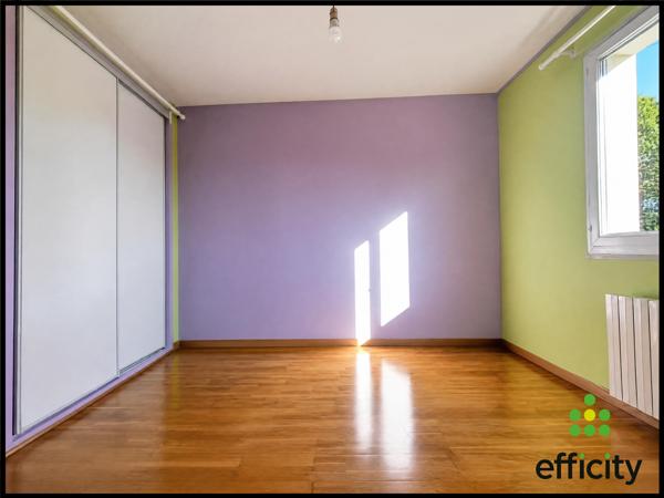 Maison
         8 pièces
        - 160 m² 324 450 €*