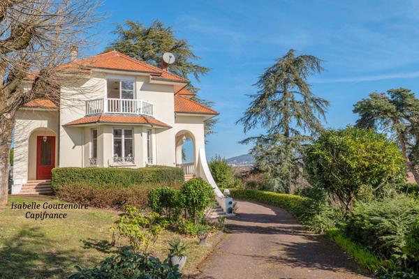 Maison Art Déco au coeur de Dardilly