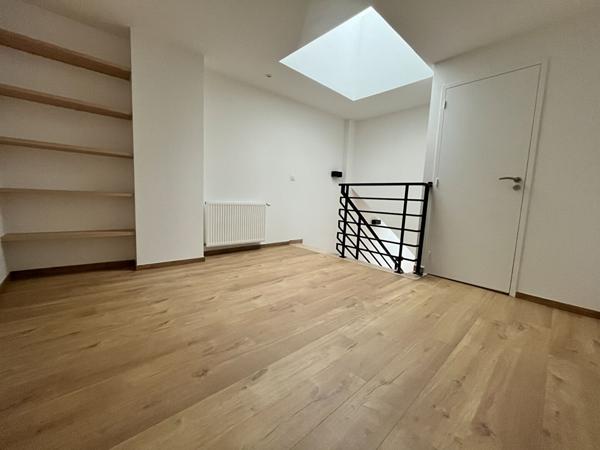 Maison Les Granges Le Roi 5 pièce(s) 163.62 m2