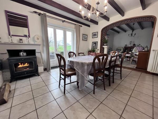 Maison à vendre |  Saint-Laurent-de-Belzagot |  8 pièces | 103 m²