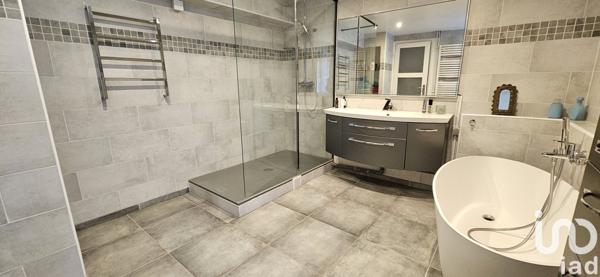 Maison à vendre 10 pièces 250 m² Bouffémont