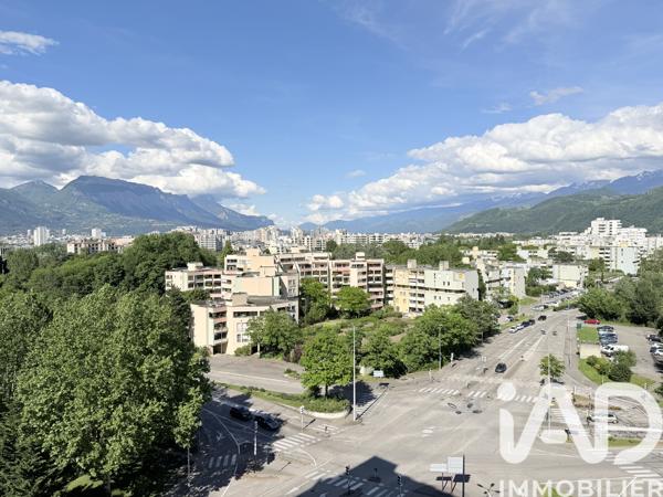Appartement à vendre 5 pièces 99 m² Échirolles