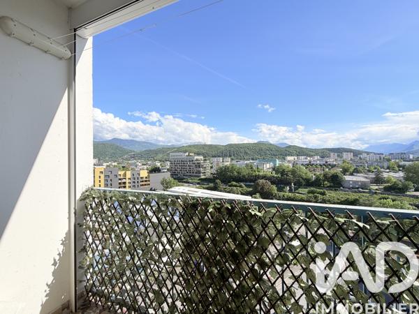 Appartement à vendre 5 pièces 99 m² Échirolles