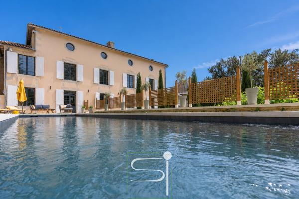 Propriete
                                                                                                                                                                                                                                                                                                                        10 pièce(s)                                                                                                                                                                                                          7 chambre(s)                                                                                                                                                                                                          479  m²