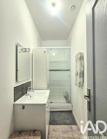 Immeuble à vendre 208 m² Larche