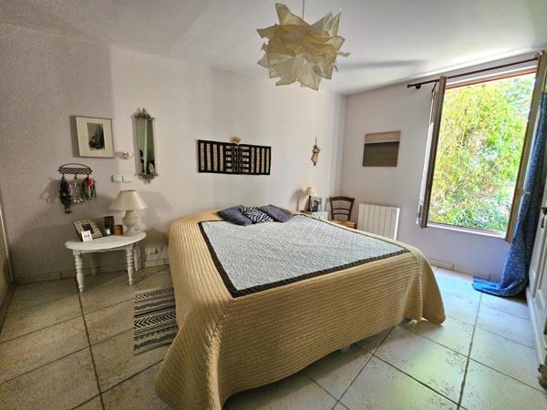 À 10 minutes des commodités, découvrez le charme et la sérénité de la campagne !