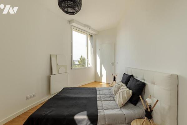 NANTES CENTRE-VILLE/CAMBRONNE: T4 de 94m² au 3ème étage avec ascenseur