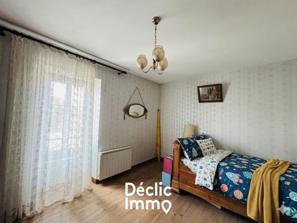 Vente maison de caractère Aytre, 187m² 6 pièces 389 000€ avec garage