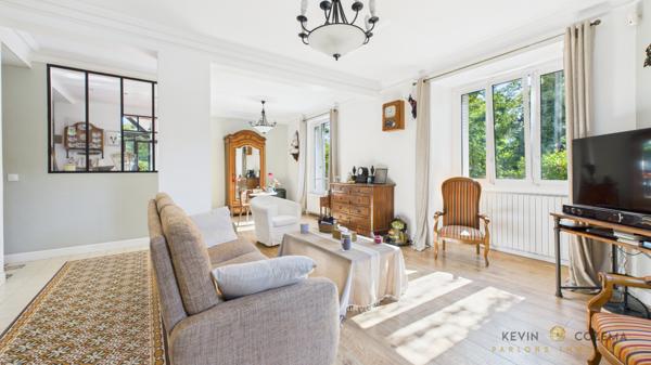 Corbeil-Essonnes (91100) Belle maison meulière 10 pièces de 212 m² – Corbeil-Essonnes Centre-ville