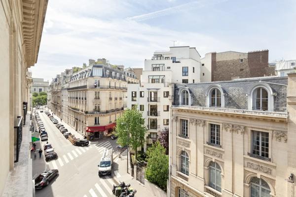 Appartement Paris 16e - IÉNA / CHAILLOT