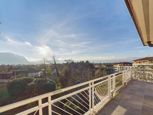 Haute Savoie (74), à vendre AMBILLY - Proche douane - Appartement T4 duplex attique