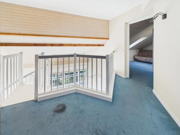 Haute Savoie (74), à vendre AMBILLY - Proche douane - Appartement T4 duplex attique