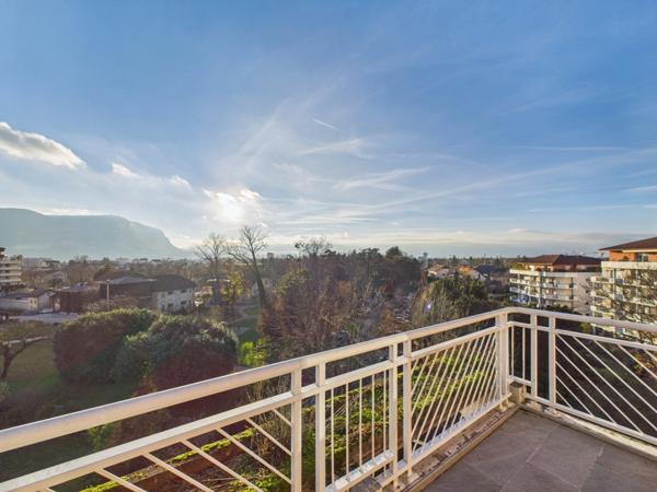 Haute Savoie (74), à vendre AMBILLY - Proche douane - Appartement T4 duplex attique