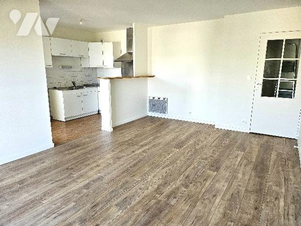 NOYAL-CHÂTILLON-SUR-SEICHE – T3 avec balcon, garage et ascenseur