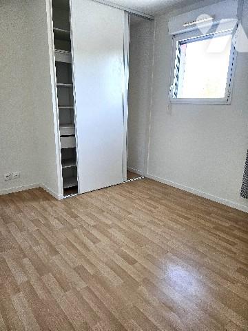 NOYAL-CHÂTILLON-SUR-SEICHE – T3 avec balcon, garage et ascenseur