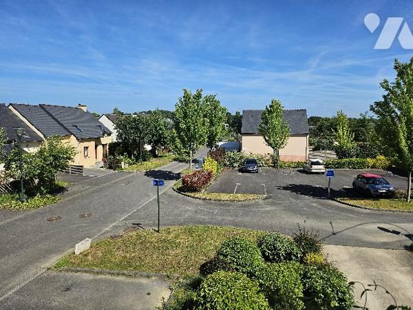 NOYAL-CHÂTILLON-SUR-SEICHE – T3 avec balcon, garage et ascenseur