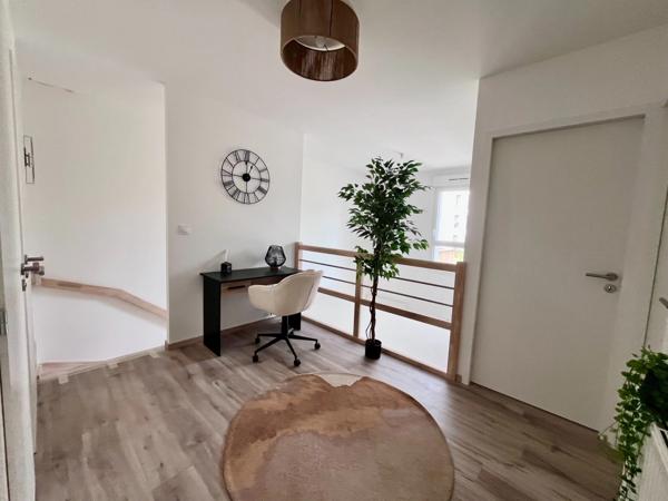 à vendre appartement duplex 100m² rez de jardin 5 pièces SCIEZ (74) parking et cave