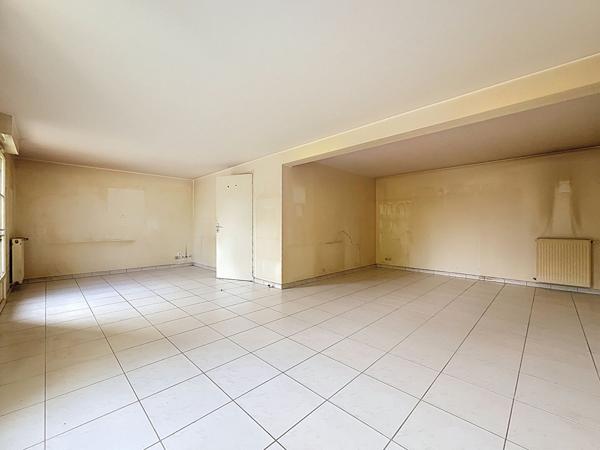 5 minutes d'Amboise, achat maison ancienne Nazelles-Négron 171 m² 4 chambres.