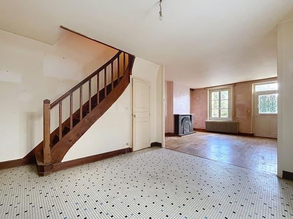 5 minutes d'Amboise, achat maison ancienne Nazelles-Négron 171 m² 4 chambres.